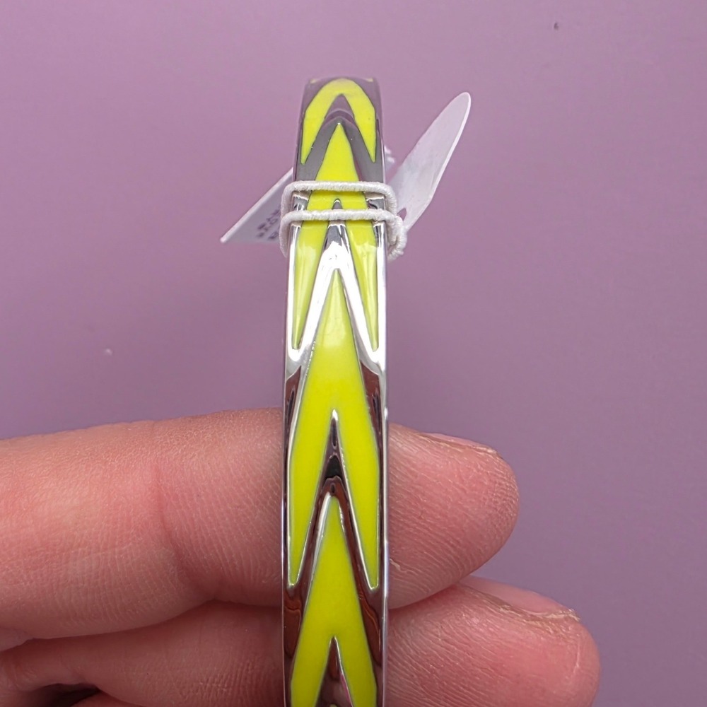 Lia Sophia Neon Yellow Enamel‎ Silver Tone Chevron Stretch Bangle Bracelet NEW
